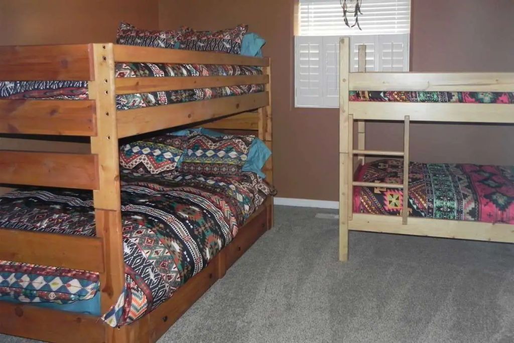 Photo of Bedroom in Hurricane