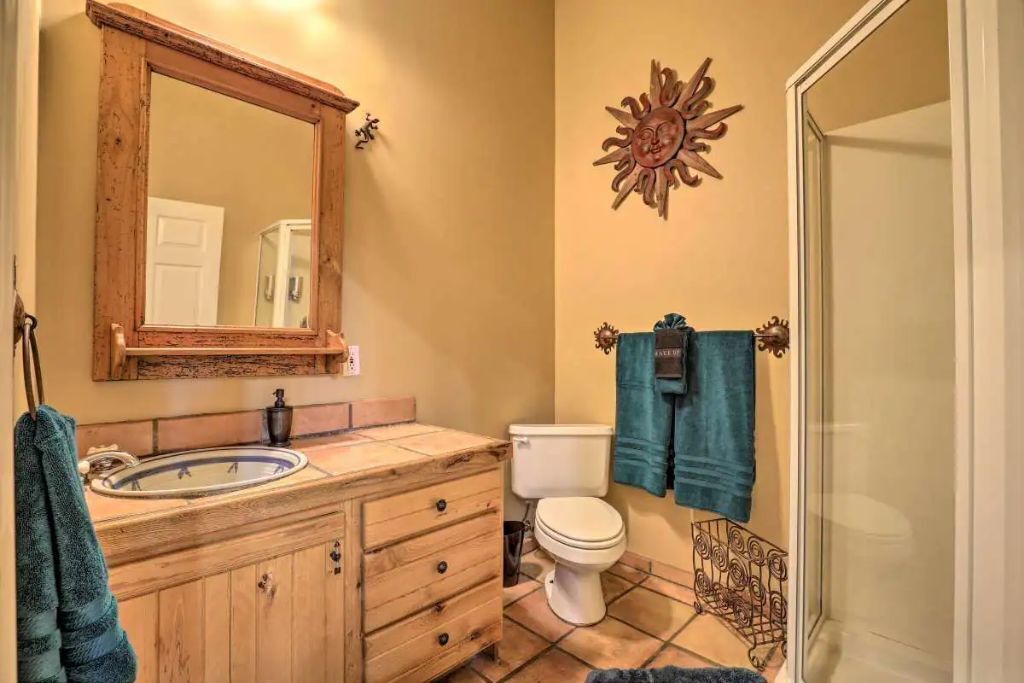 Photo of Bathroom in Hurricane