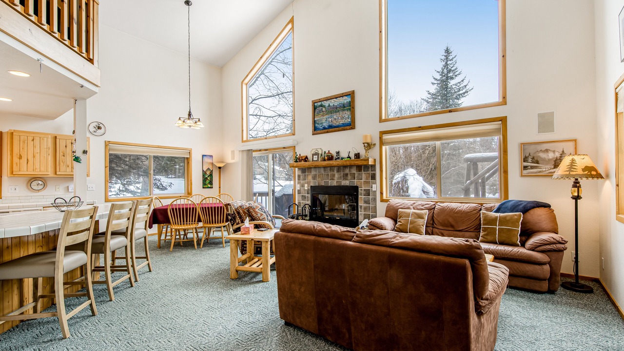 Photo of Livingroom in McCall