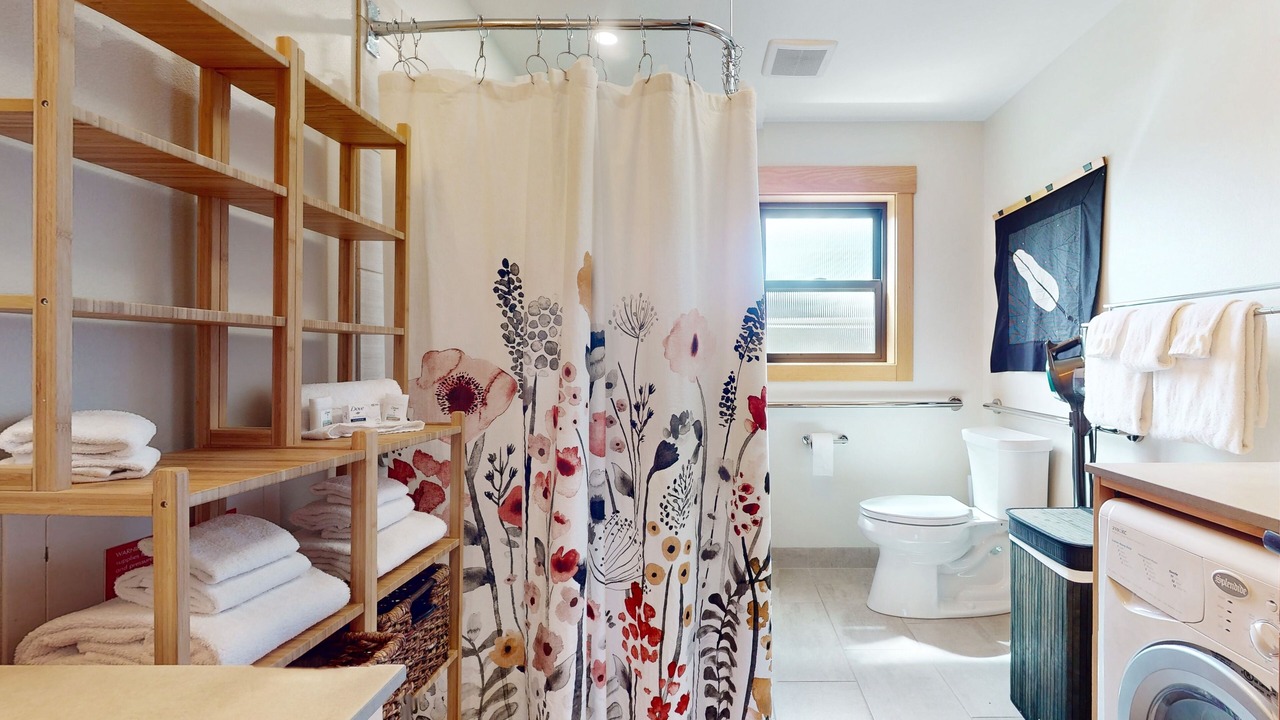 Photo of Bathroom in Central Tacoma