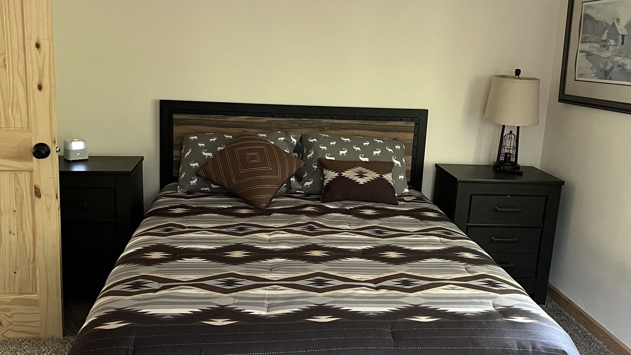Photo of Bedroom in Noxon