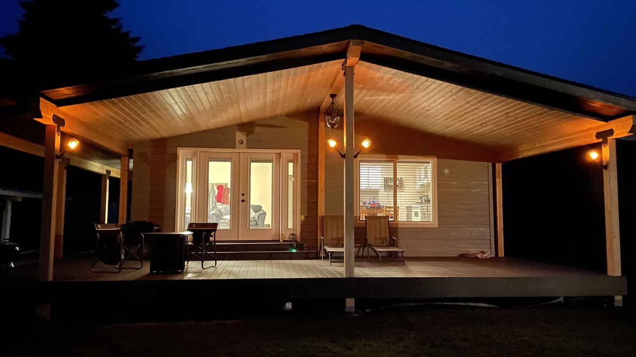 Photo of Outdoor in Republic