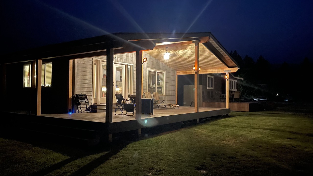Photo of Outdoor in Republic