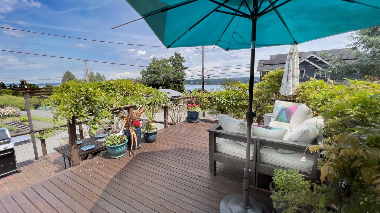 Photo of Outdoor in Seattle Metro Area