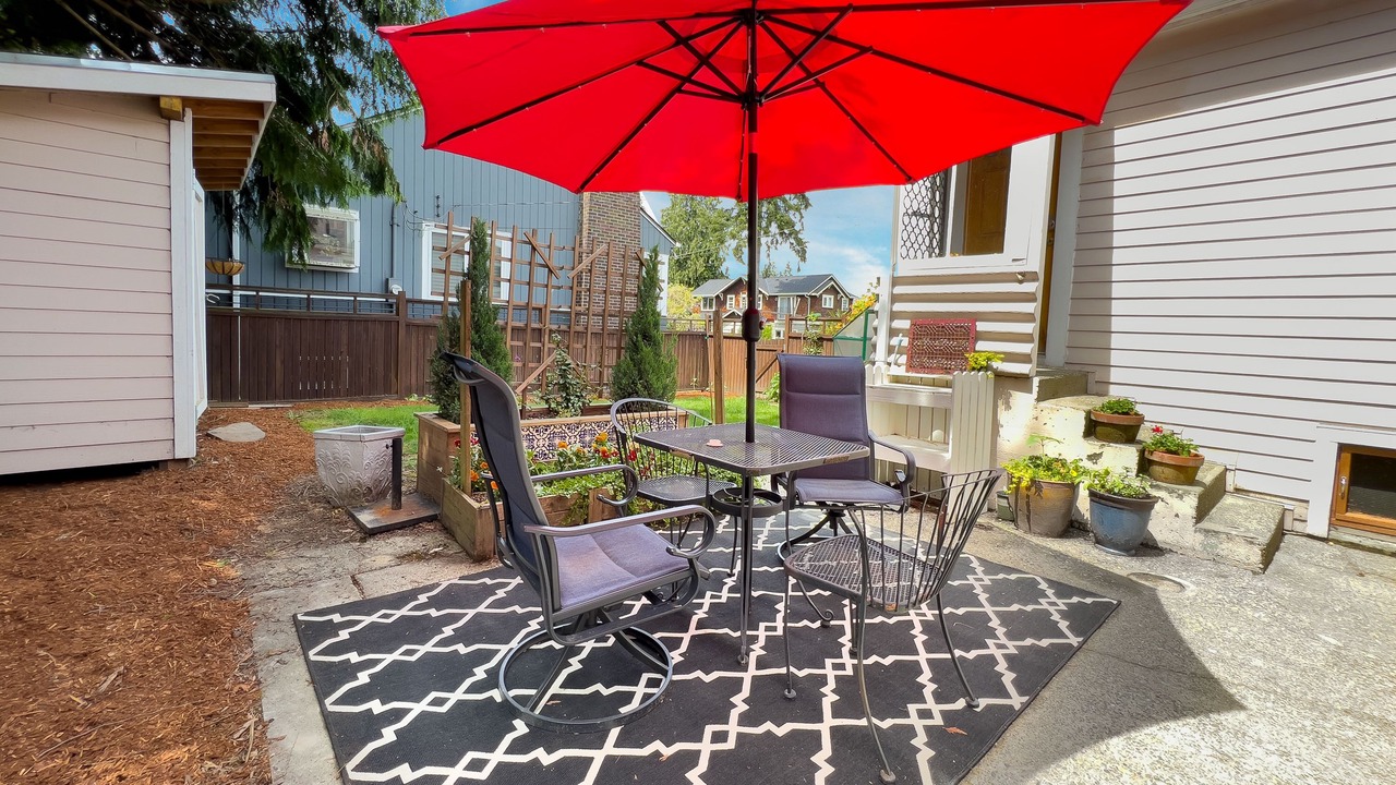 Photo of Outdoor in Seattle Metro Area