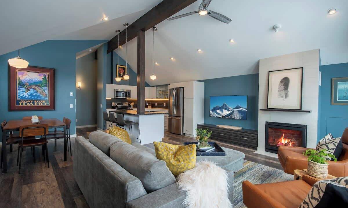 Photo of Livingroom in Victor