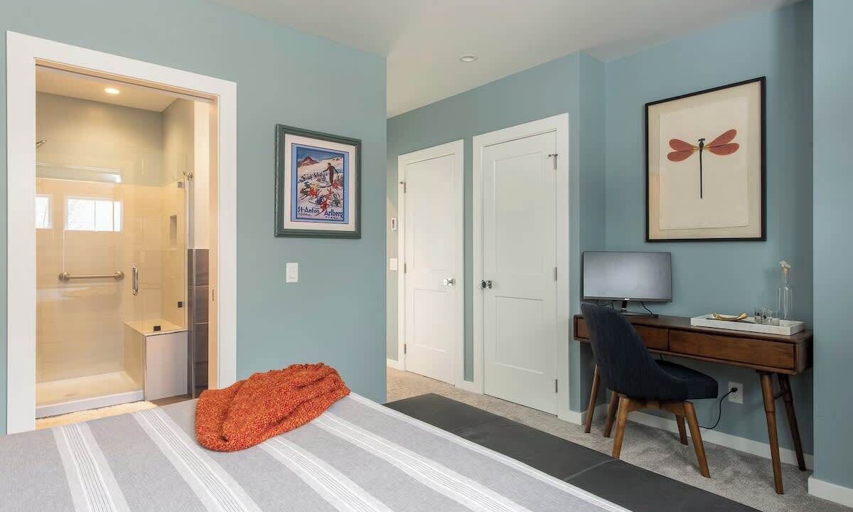 Photo of Bedroom in Victor