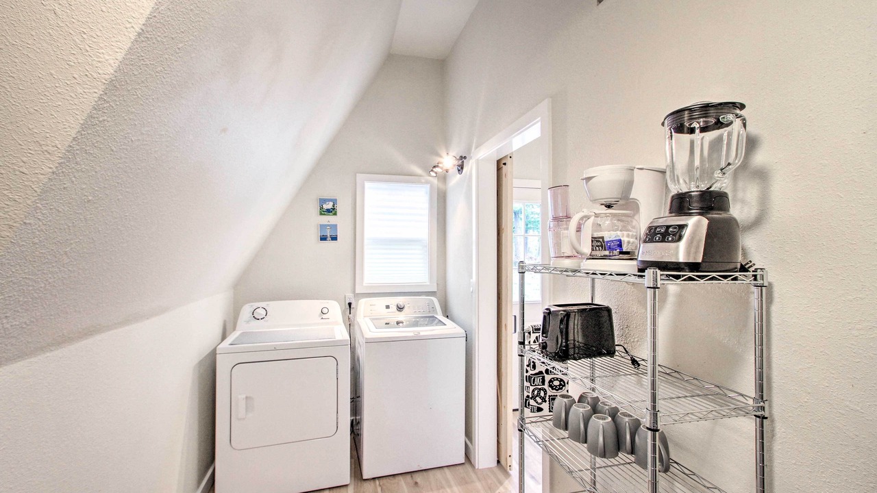 Photo of Bedroom in Eatonville