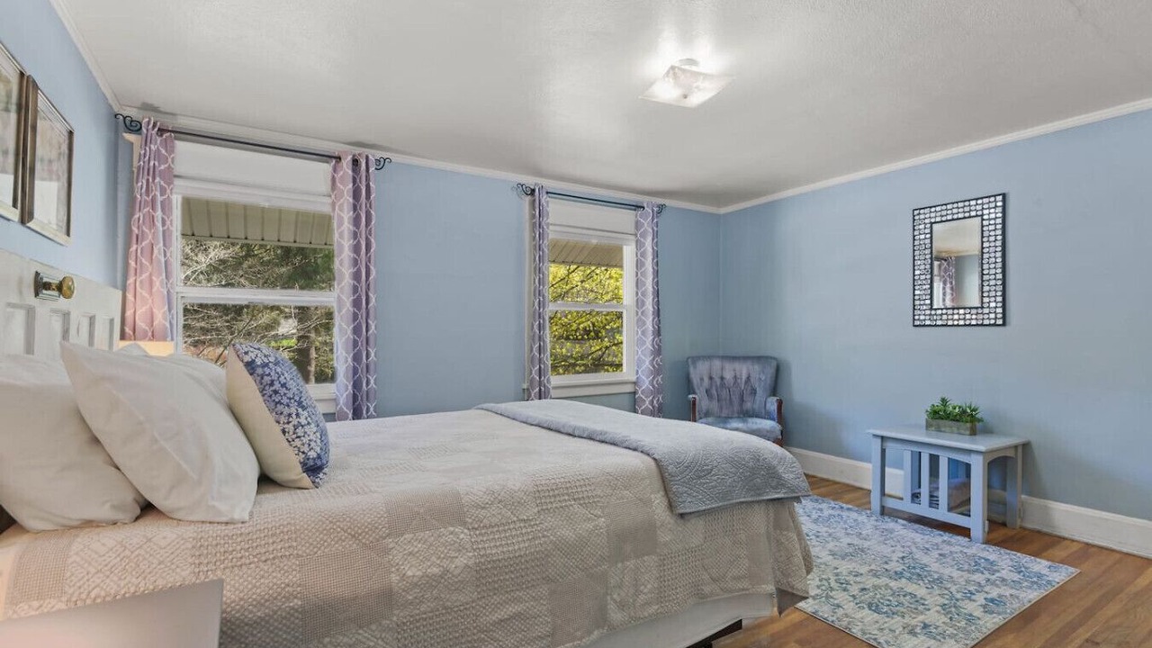 Photo of Bedroom in Manito