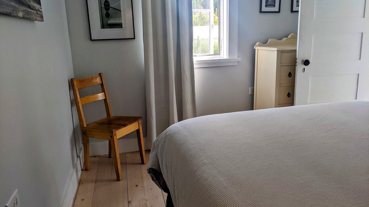 Photo of Bedroom in Point Roberts