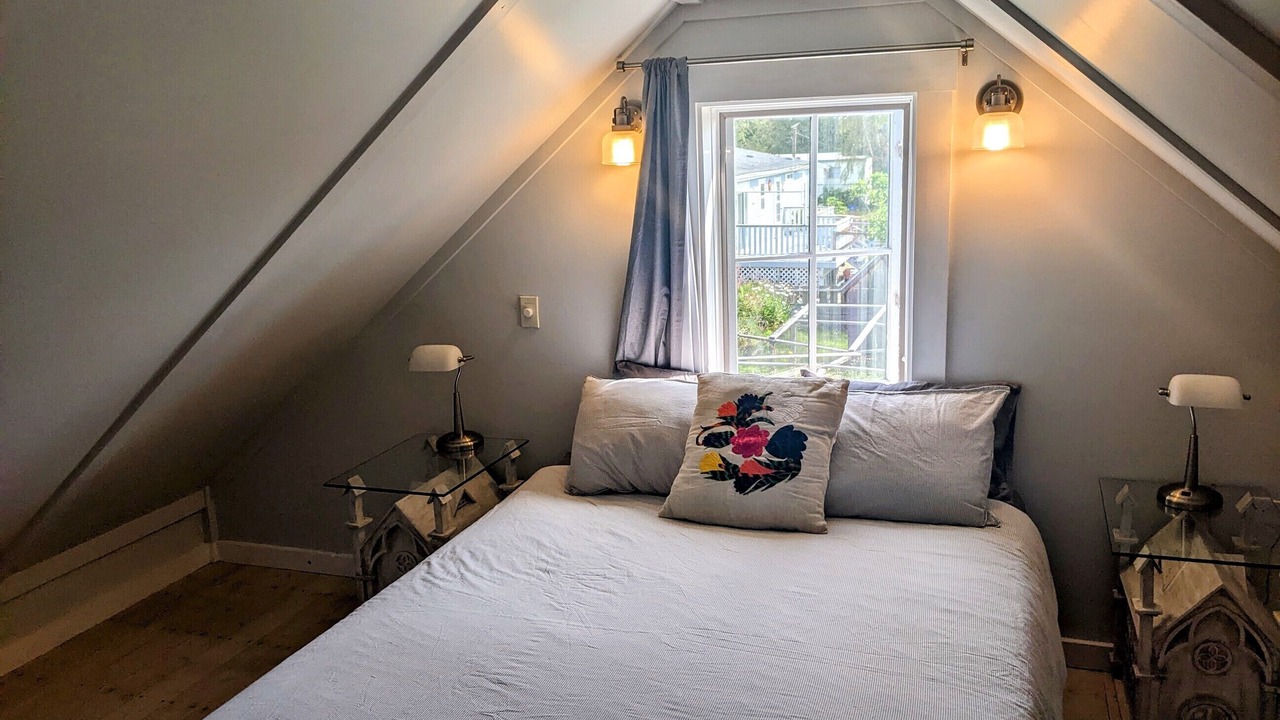 Photo of Bedroom in Point Roberts