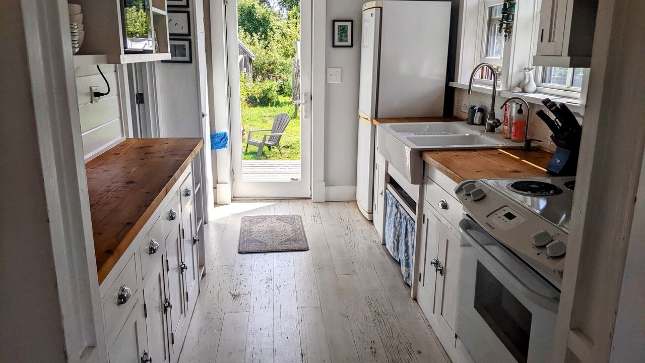 Photo of Kitchen in Point Roberts