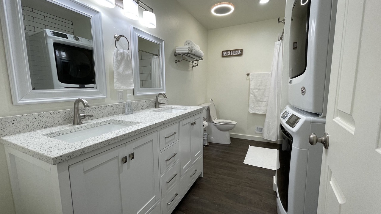 Photo of Bathroom in Logan