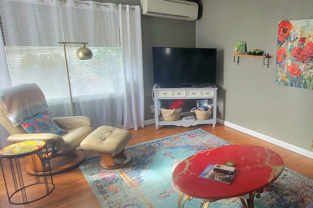 Photo of Livingroom in Roseburg