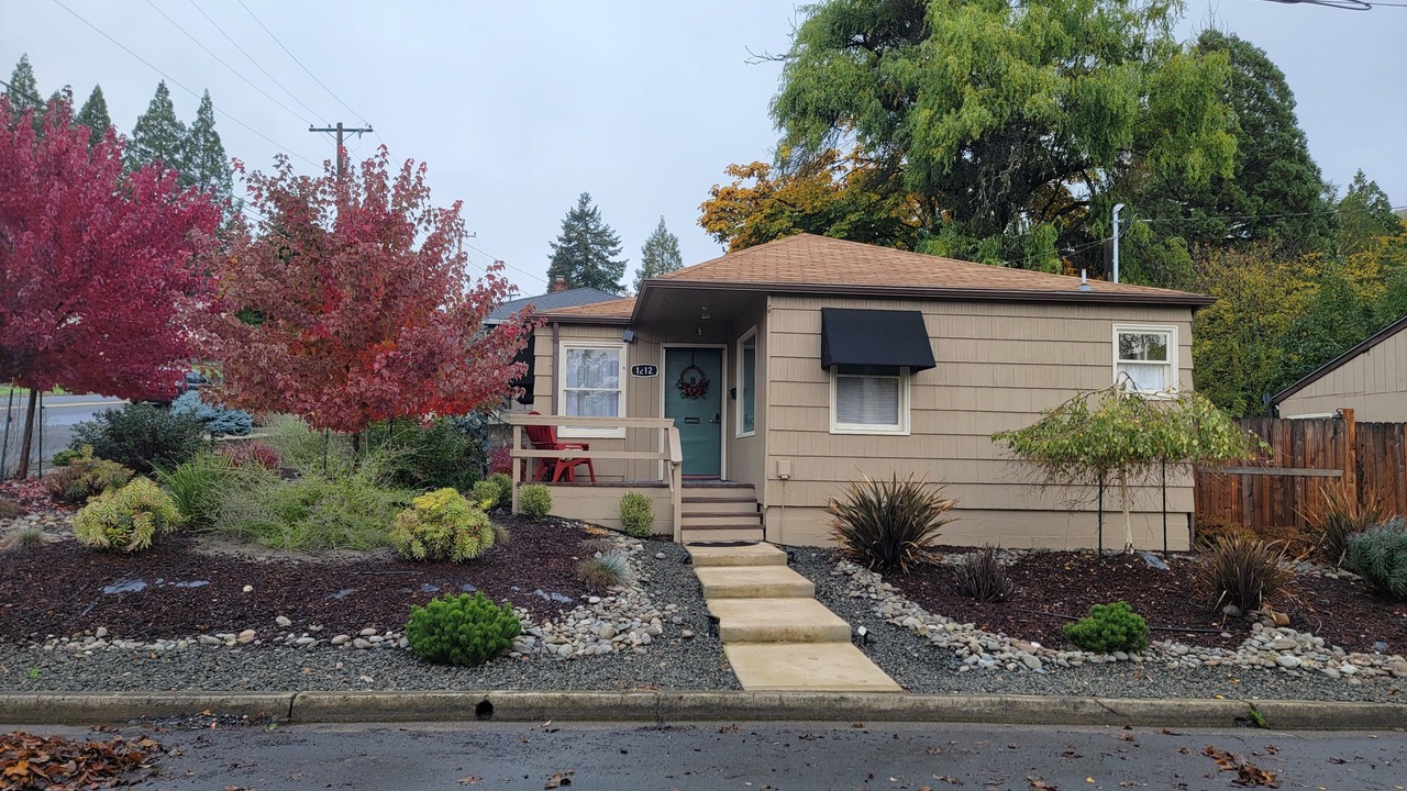Photo of Outdoor in Roseburg