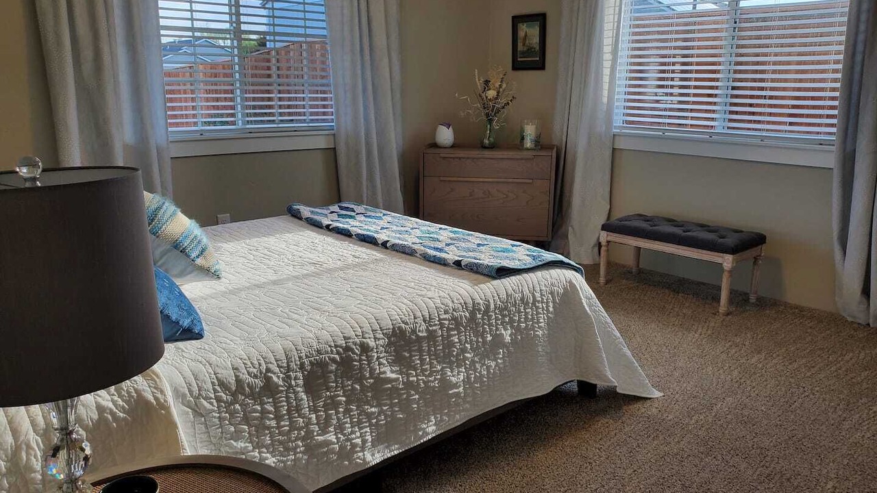 Photo of Bedroom in Eagle Point