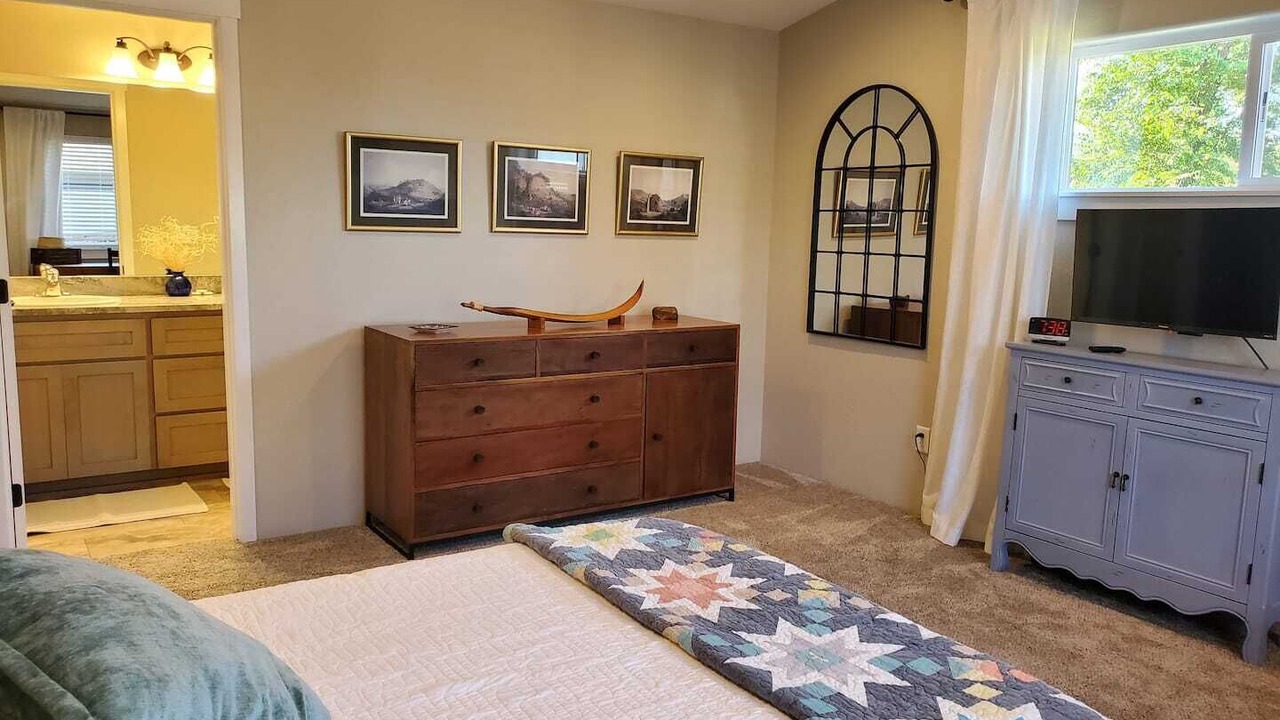 Photo of Bedroom in Eagle Point