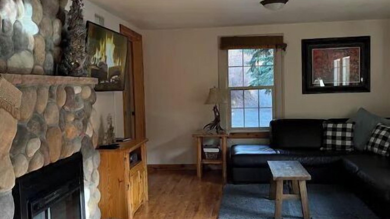 Photo of Livingroom in Naches