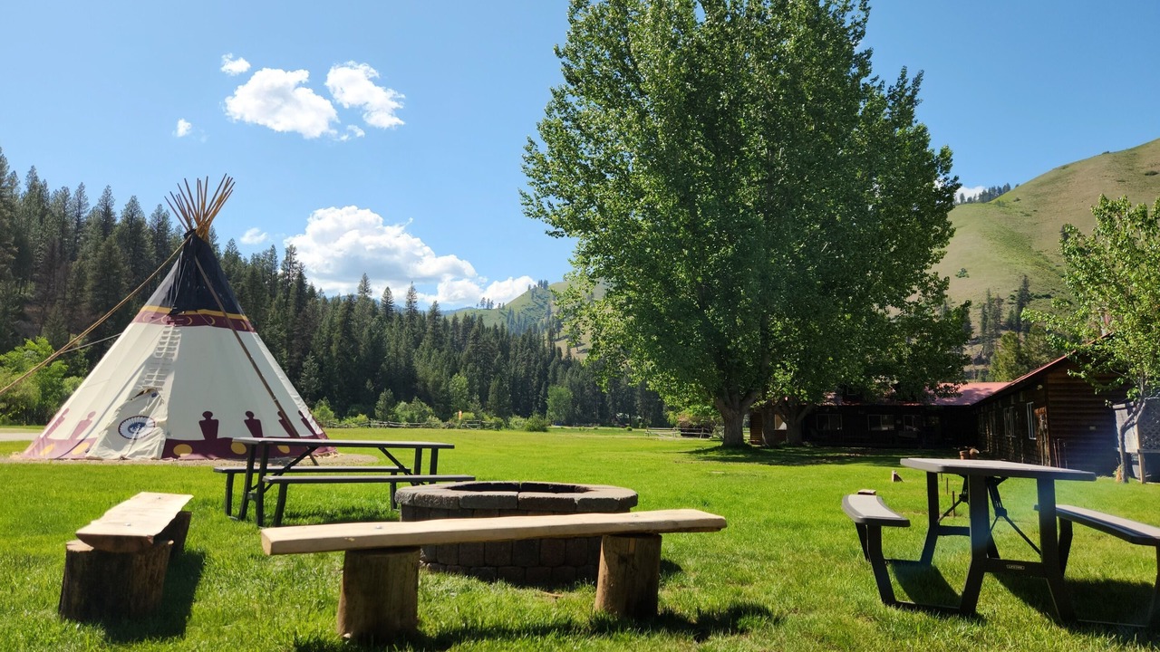 Photo of Outdoor in Lowman