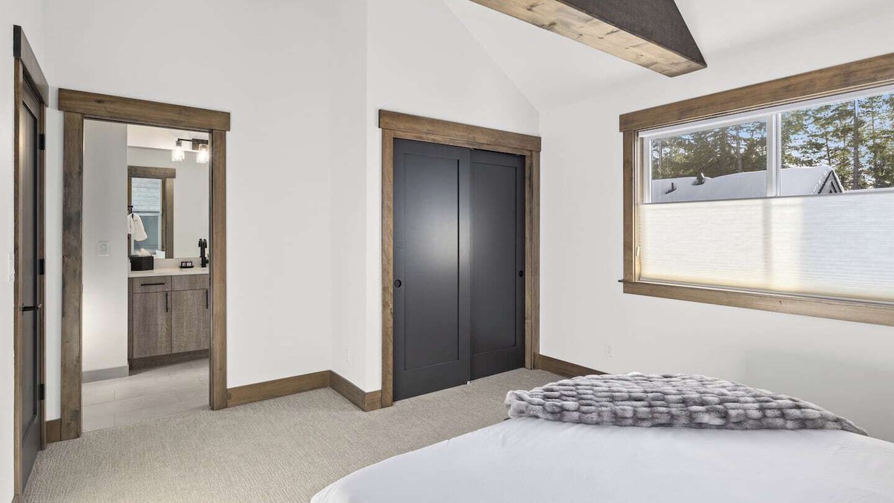 Photo of Bedroom in Cle Elum
