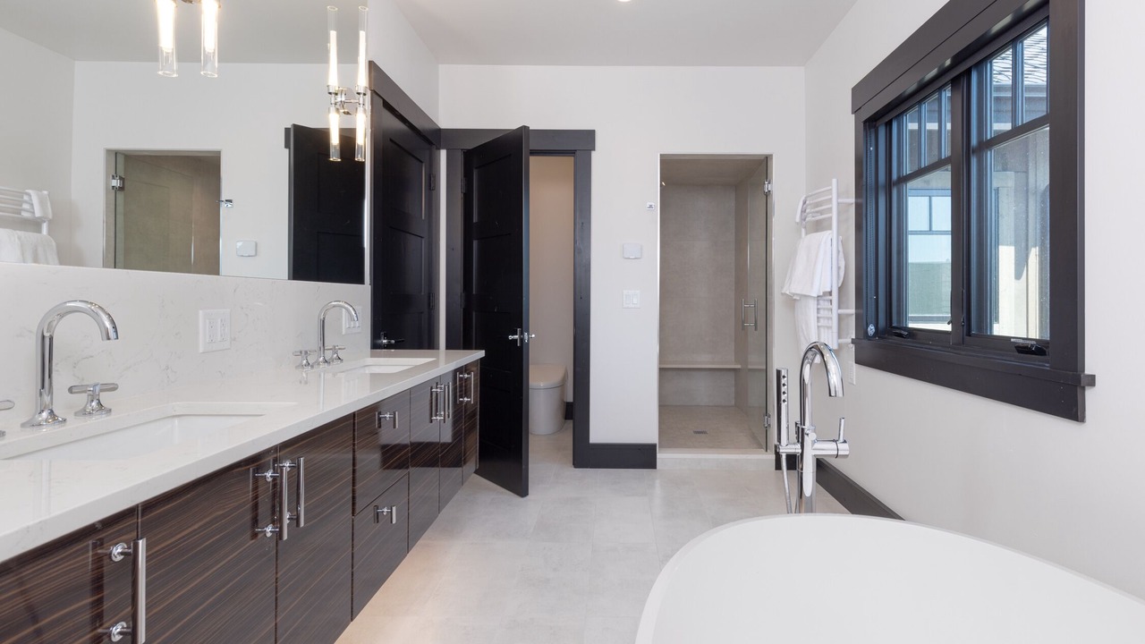 Photo of Bathroom in Big Sky
