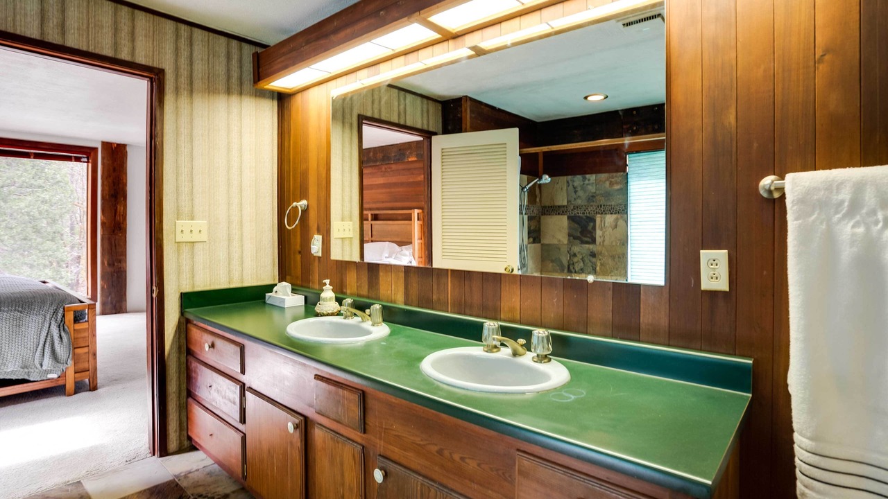 Photo of Bathroom in Murphy