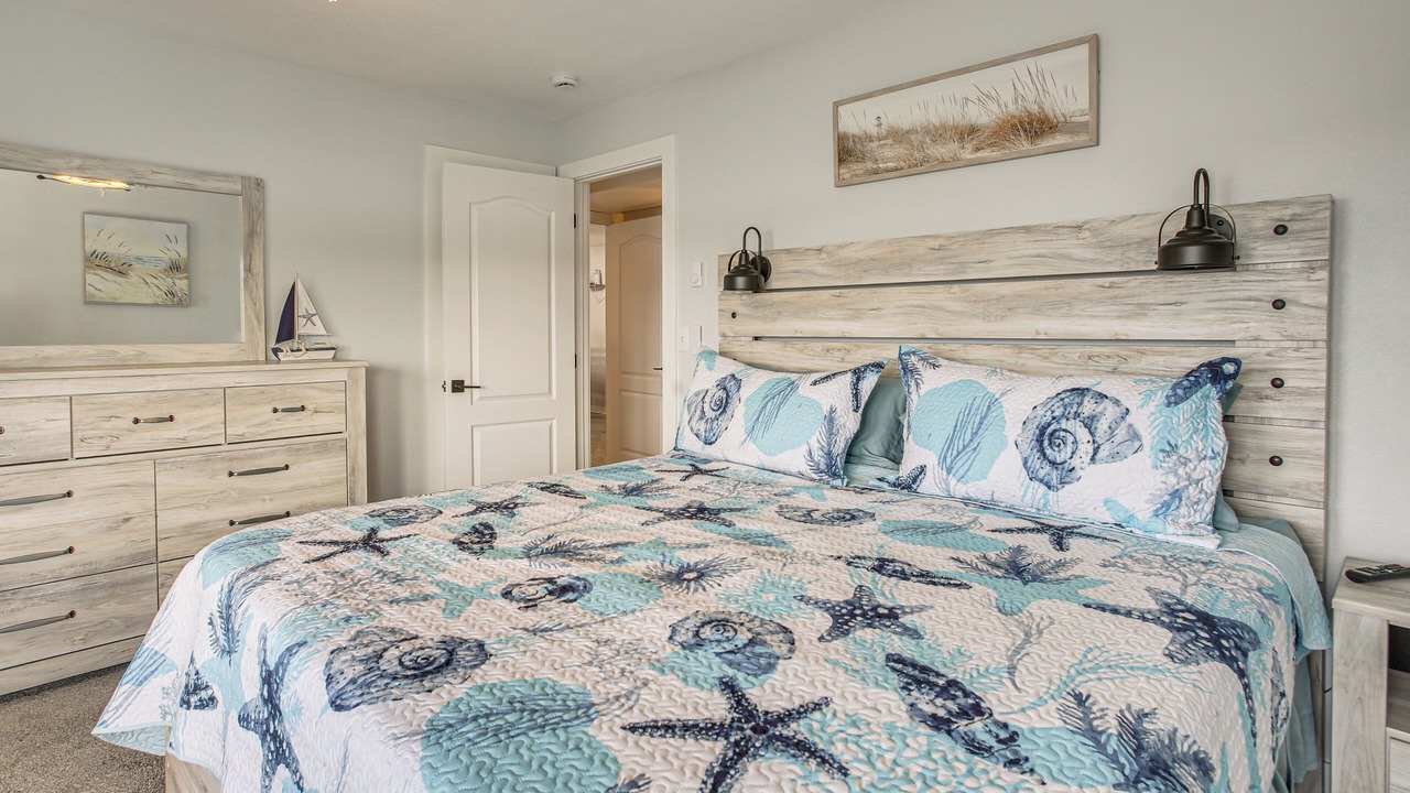 Photo of Bedroom in Port Hadlock