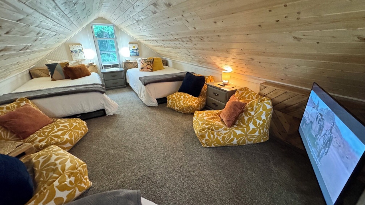 Photo of Bedroom in Port Angeles