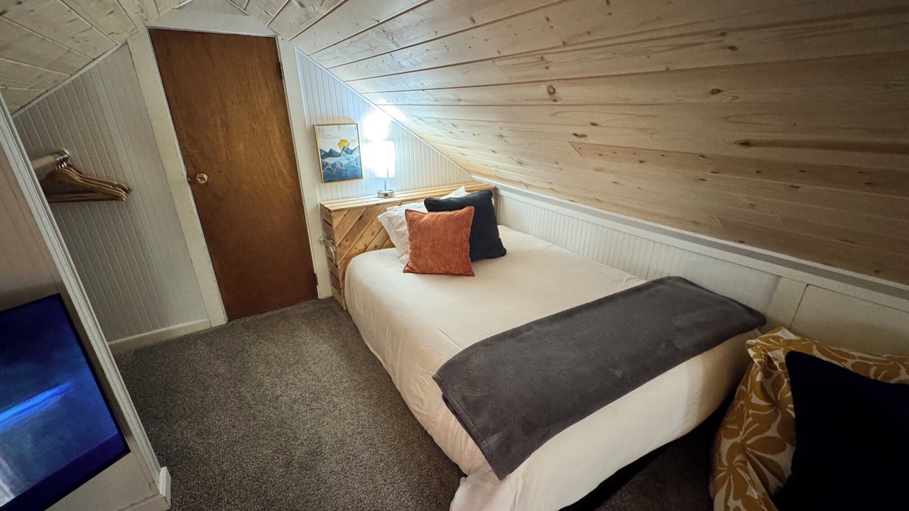 Photo of Bedroom in Port Angeles