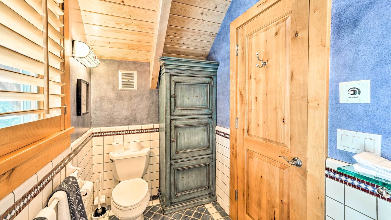 Photo of Bathroom in Weyyakin Ranch
