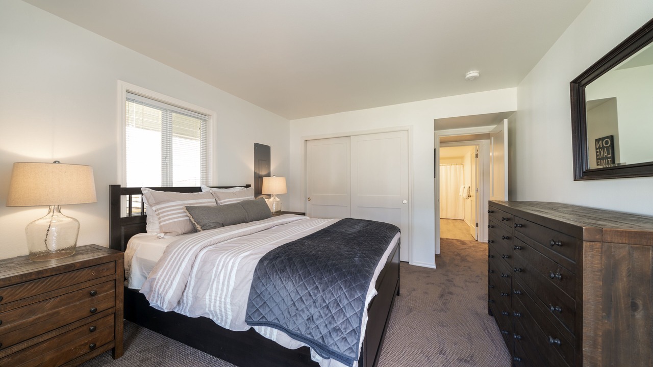 Photo of Bedroom in Wapato Point