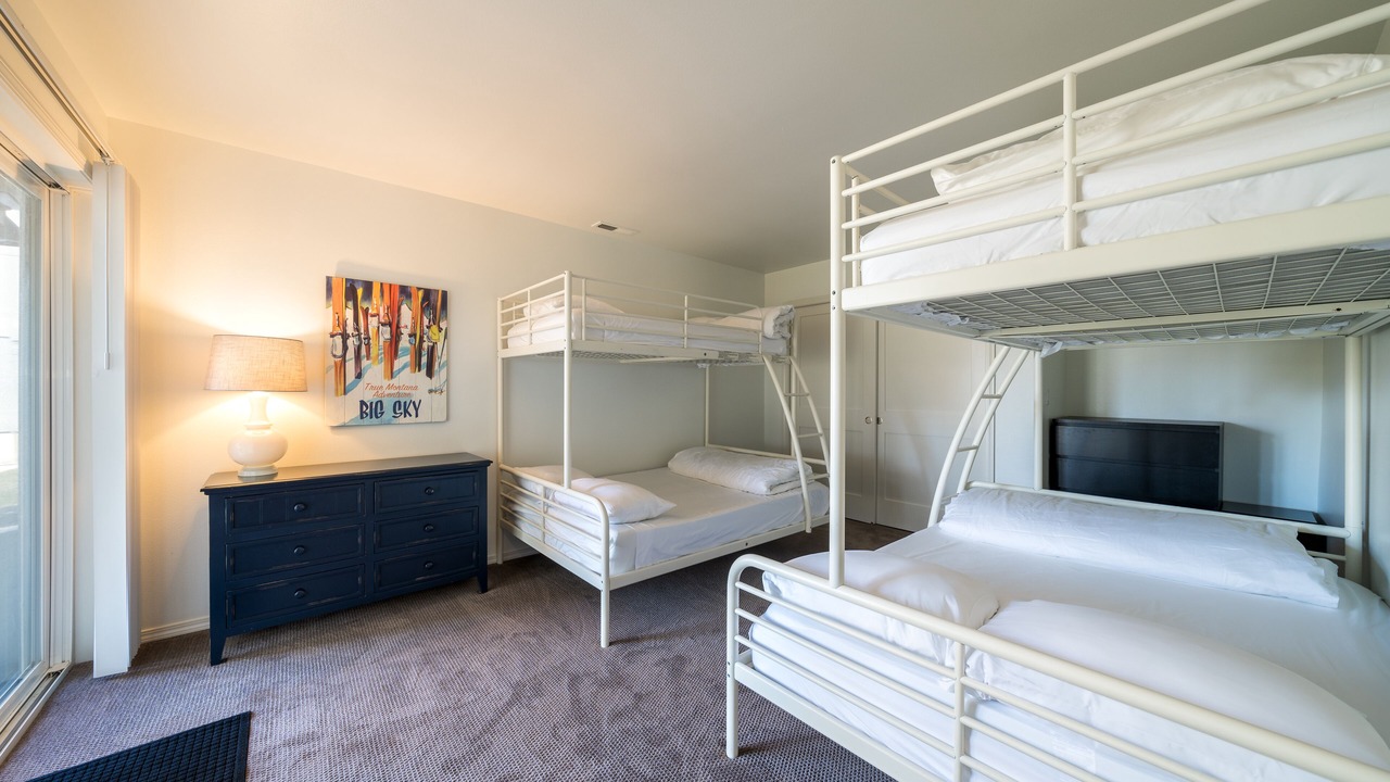 Photo of Bedroom in Wapato Point