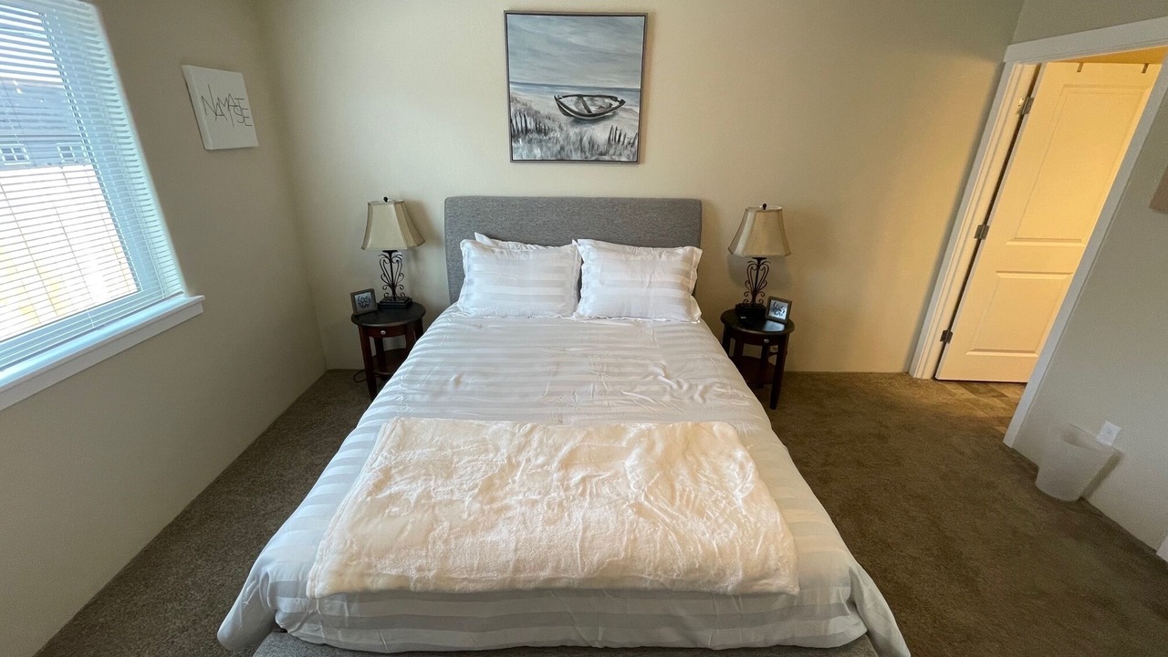 Photo of Bedroom in Grants Pass
