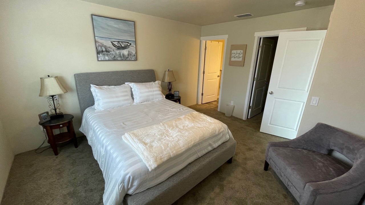 Photo of Bedroom in Grants Pass