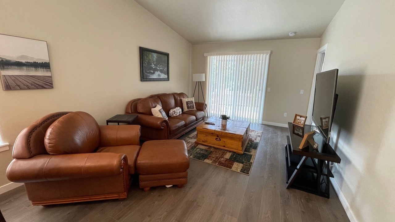 Photo of Livingroom in Grants Pass