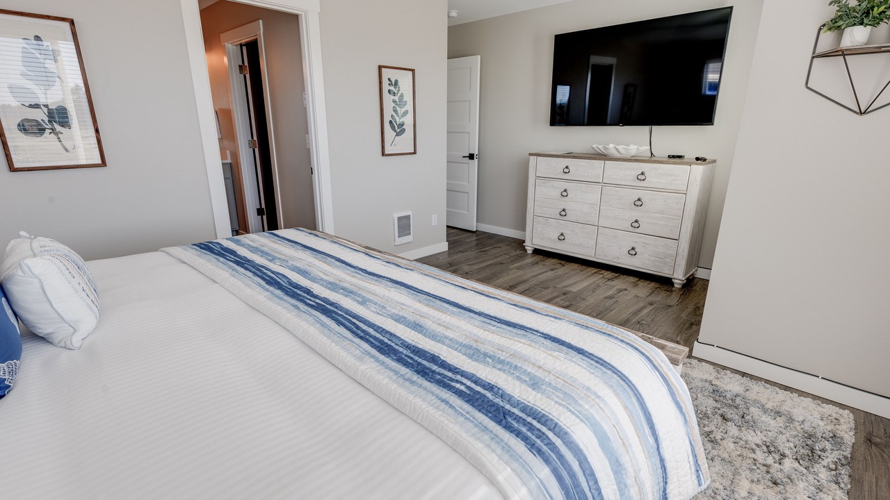 Photo of Bedroom in Ocean Shores