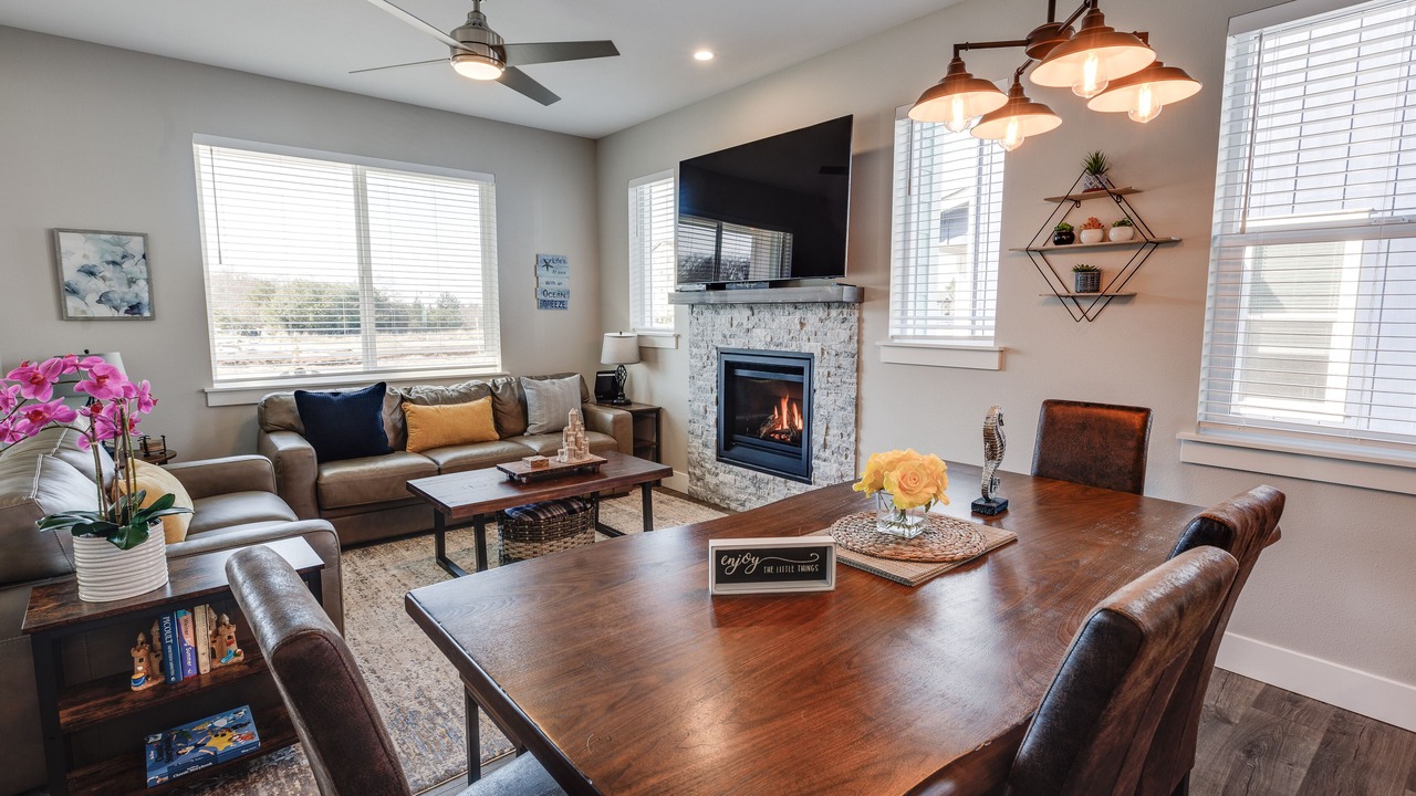 Photo of Livingroom in Ocean Shores