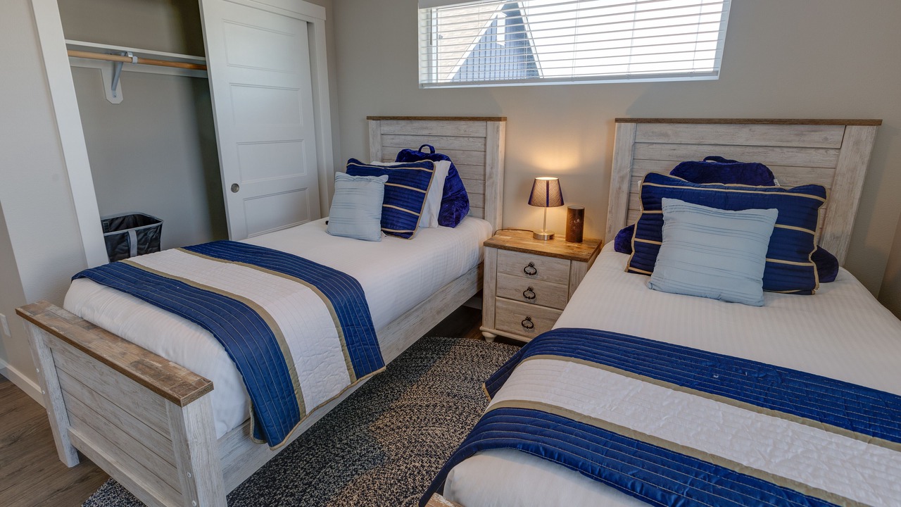 Photo of Bedroom in Ocean Shores