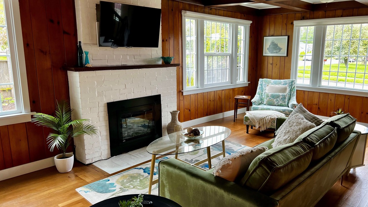 Photo of Livingroom in Port Angeles