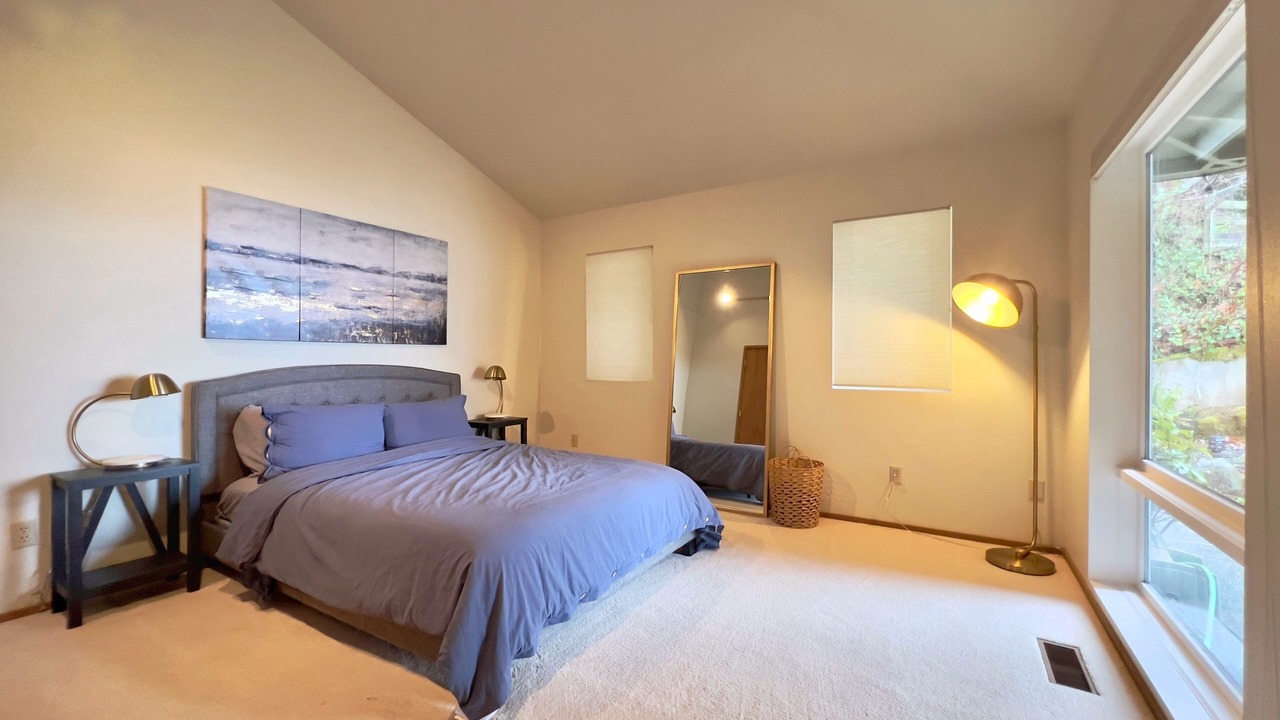 Photo of Bedroom in Belfair