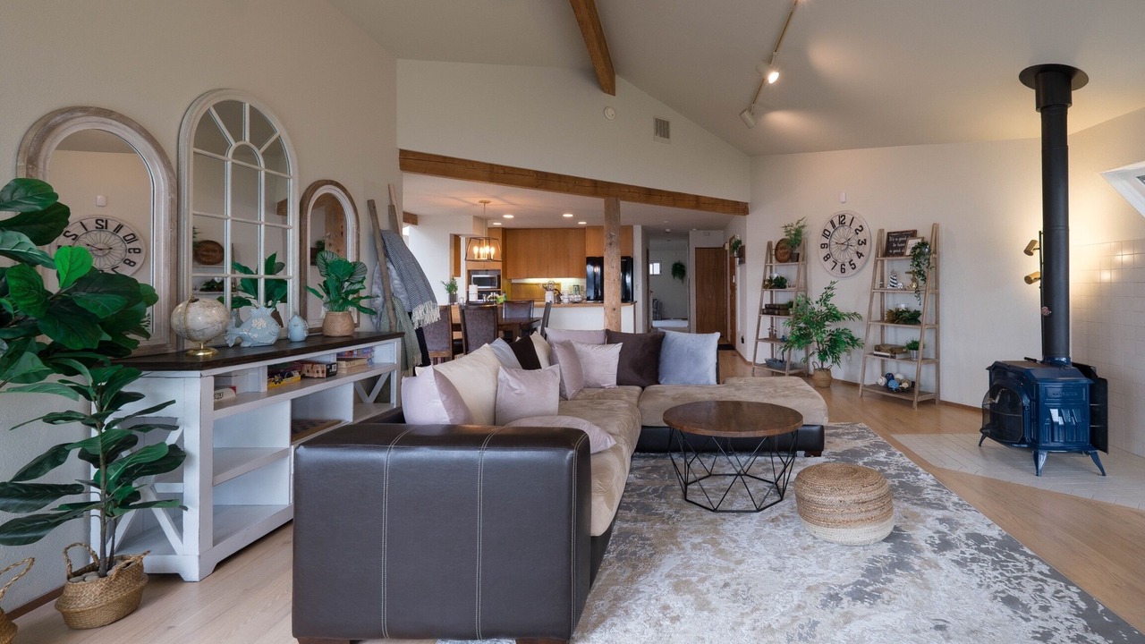 Photo of Livingroom in Belfair
