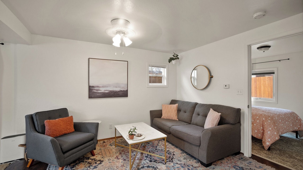 Photo of Livingroom in Garden District