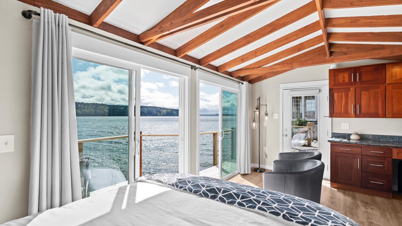 Photo of Bedroom in Gig Harbor
