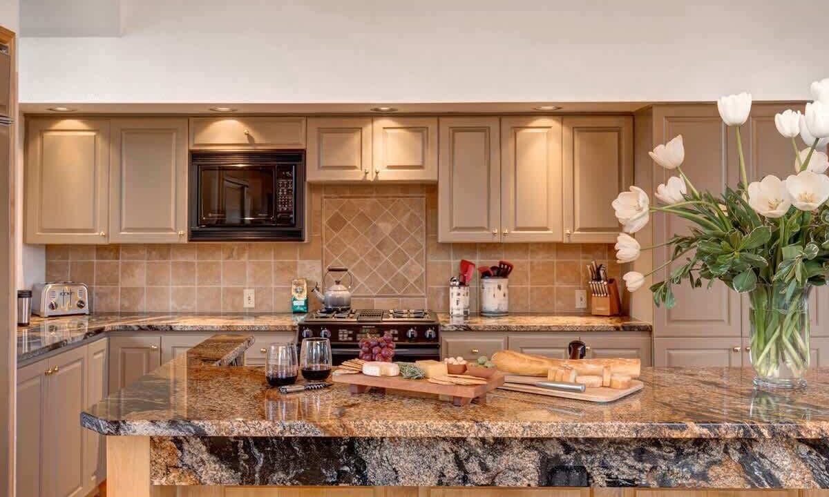 Photo of Kitchen in Teton Pines
