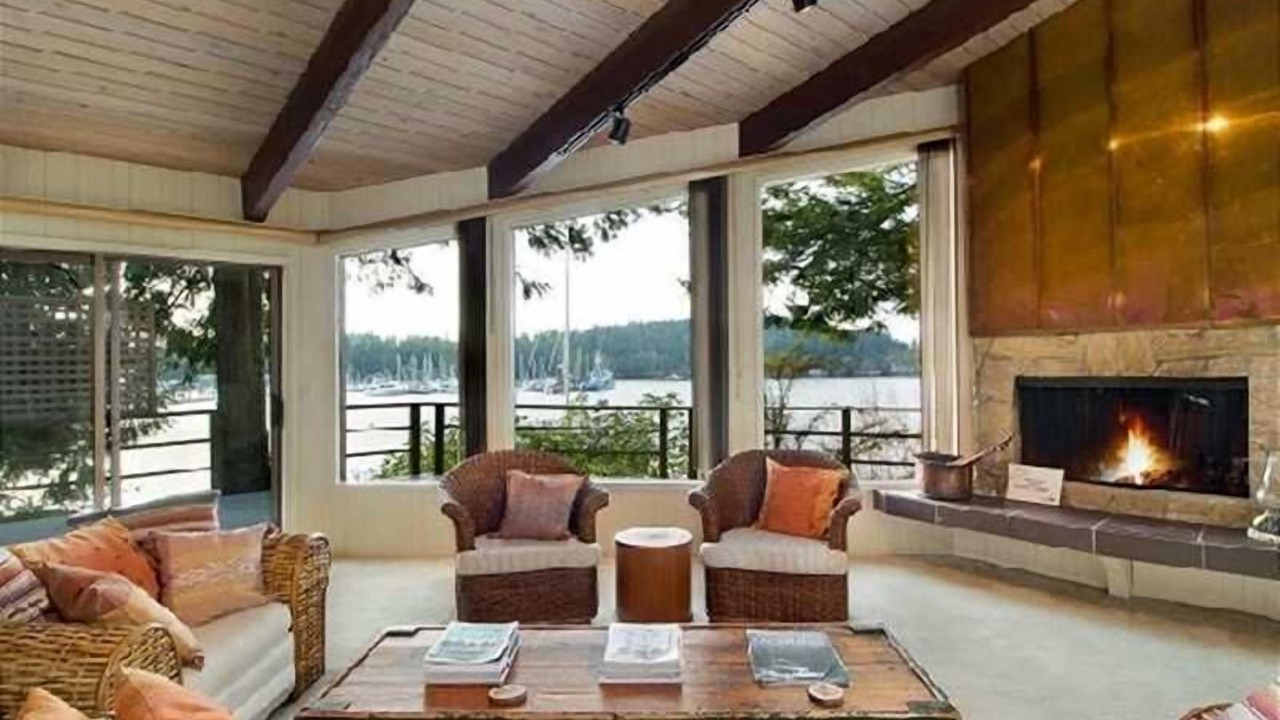 Photo of Livingroom in Friday Harbor