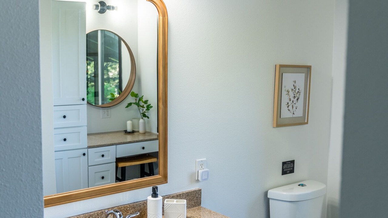 Photo of Bathroom in Waldport