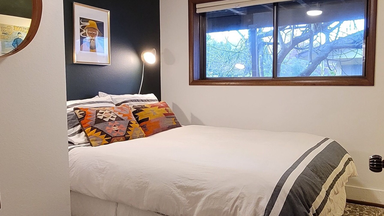 Photo of Bedroom in Reed