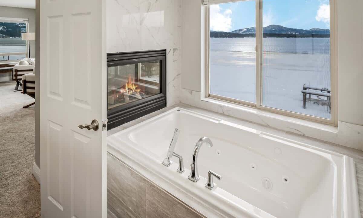 Photo of Bathroom in Sandpoint