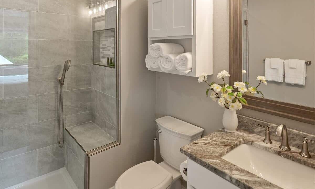 Photo of Bathroom in Sandpoint