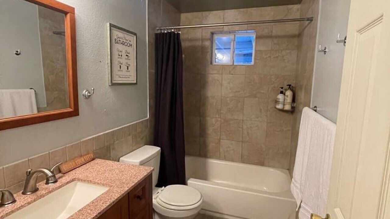 Photo of Bathroom in Garden District